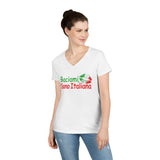 Kiss Me I'm Italian II Shirt - Italian Pride V-Neck T-Shirt, Baciami Sono Italiana Tee, Women's Casual Top, Gifts for Italian Heritage, Italy Shirt, Summer Outfit